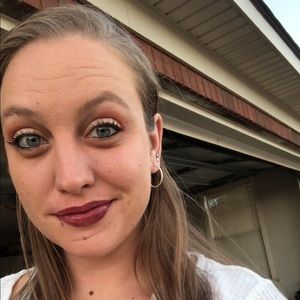 Meet your Posher, Christi